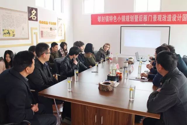 一批批參觀團(tuán)為何頻頻到云臺(tái)冰菊基地參觀？